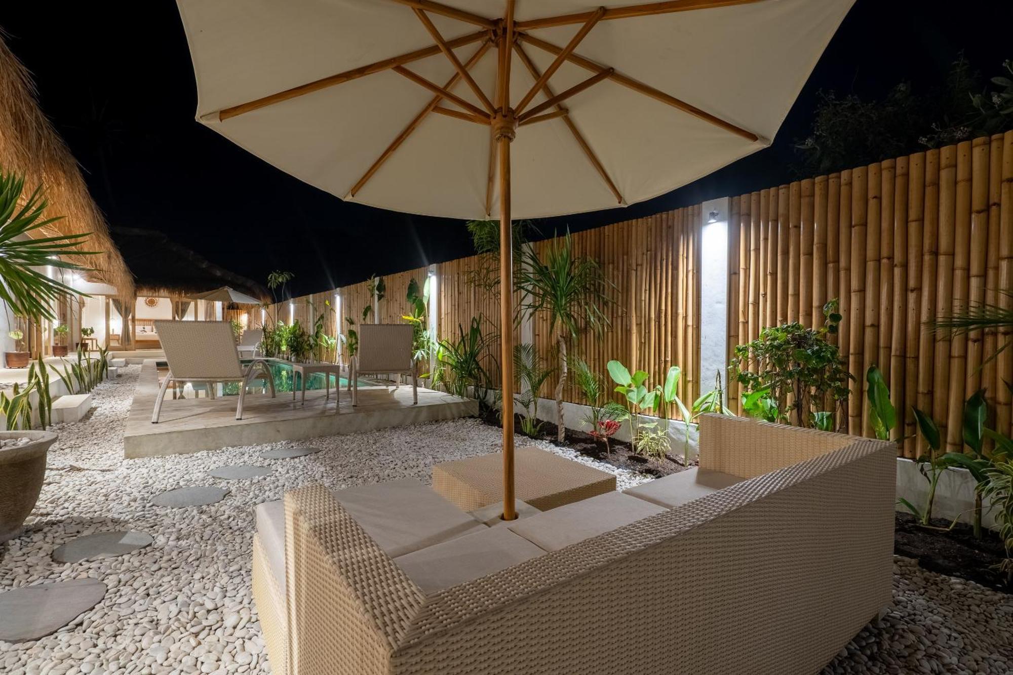 Villa Kelapa Kucing Gili Air Exterior foto